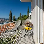 View 1 * Dubrovnik
