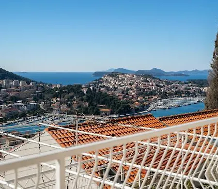 Apartamento View 1 *