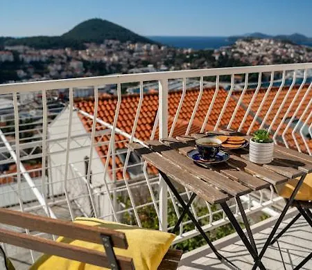 View 1 Διαμέρισμα *